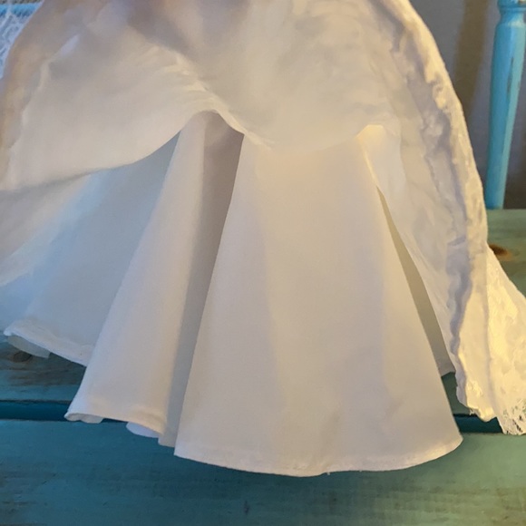 Vintage Barbie Wedding Day Collector’s Doll - Picture 4 of 15